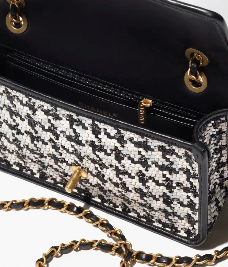 Chanel Flap Bag - Image 3