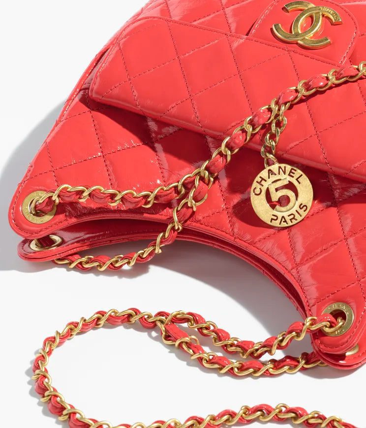 Chanel Hobo Handbag - Image 4