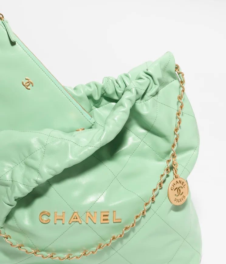 Chanel 22 Handbag - Image 3