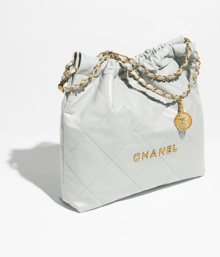 Chanel 22 Handbag - Image 2