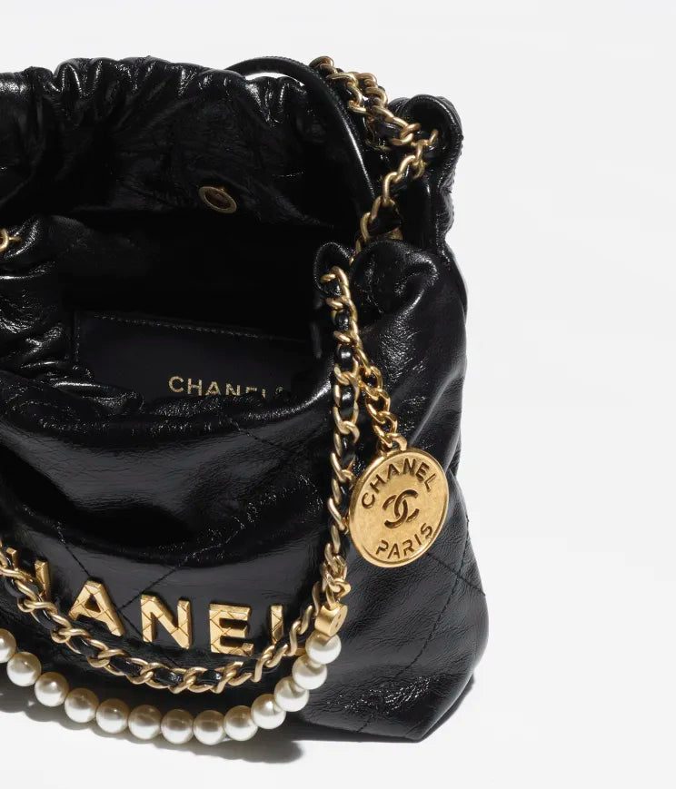 Chanel 22 Mini Handbag - Image 3