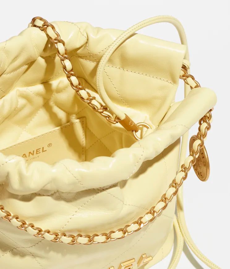 Chanel 22 Mini Handbag - Image 3