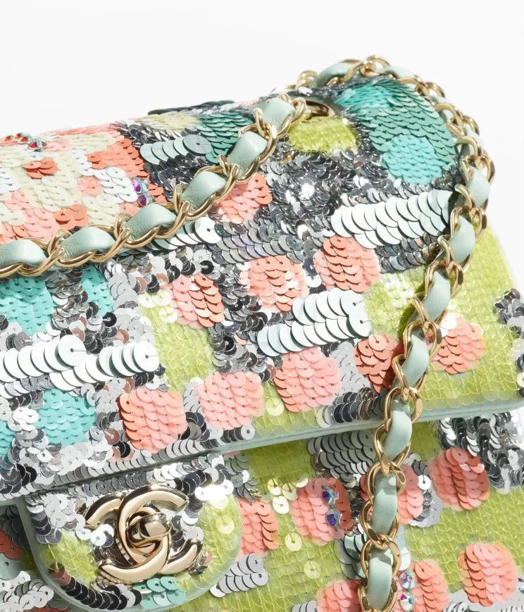 Chanel Classic Handbag - Image 4