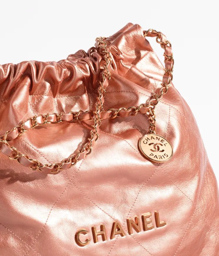 Chanel 22 Handbag - Image 4