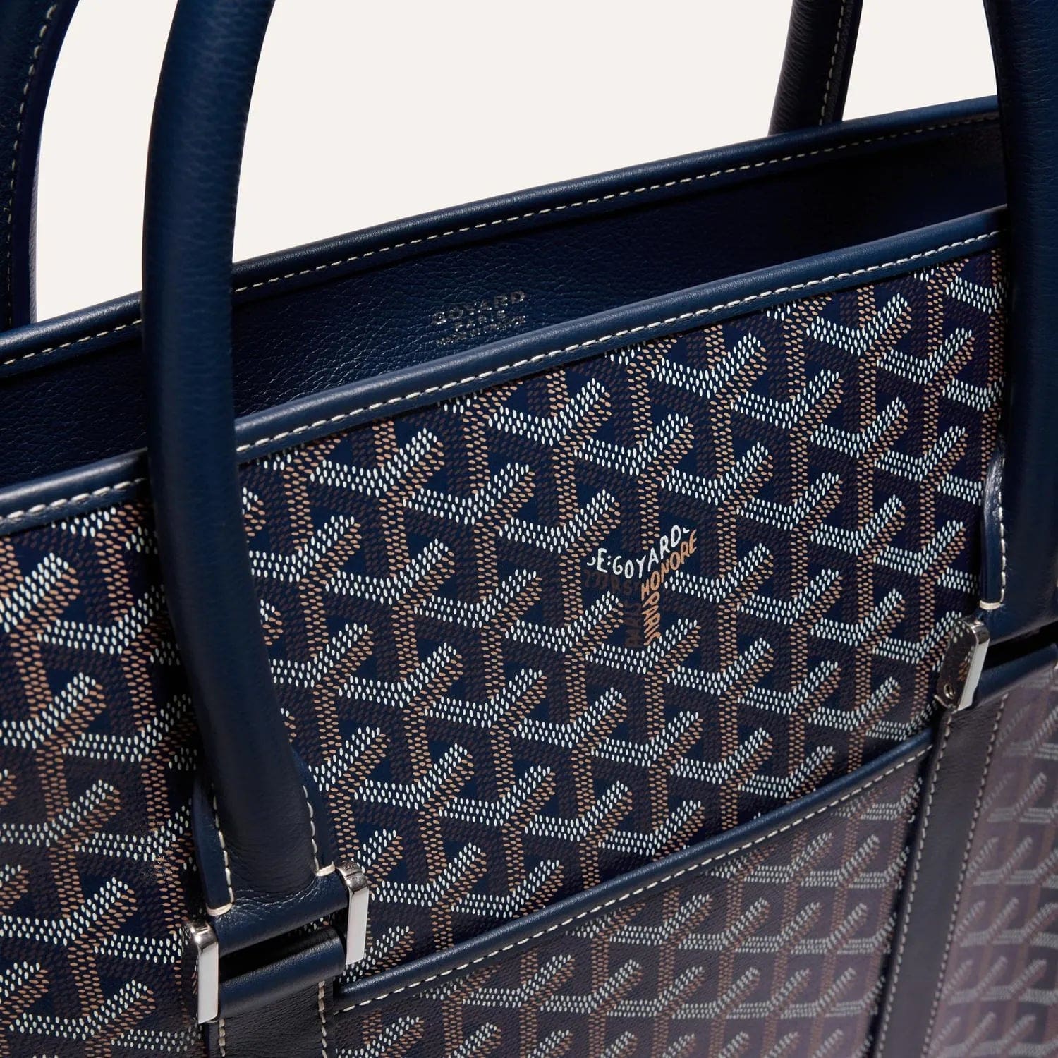 Goyard Bourgogne Bag - Image 4