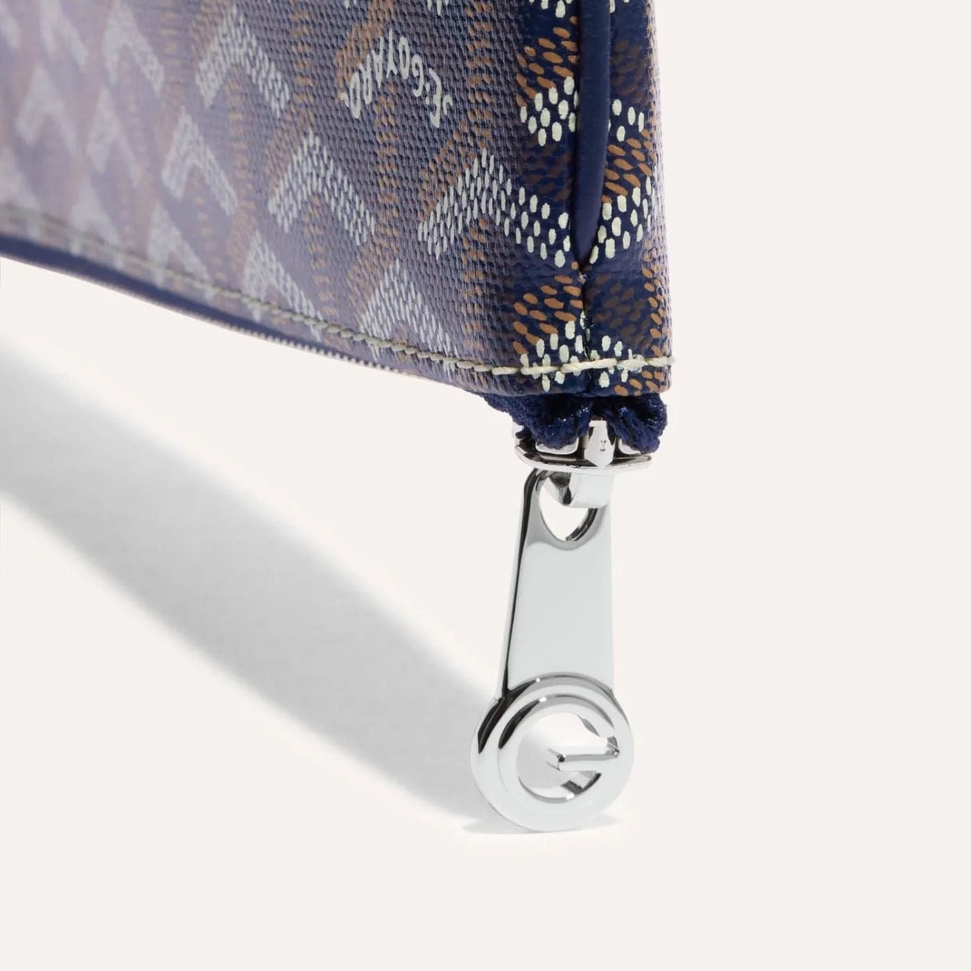 Goyard Senat GM Pouch - Image 3