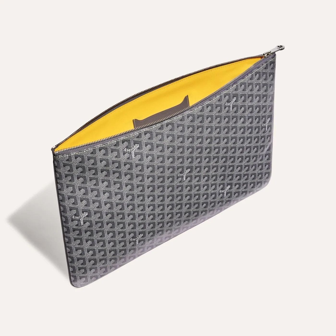 Goyard Senat GM Pouch - Image 2