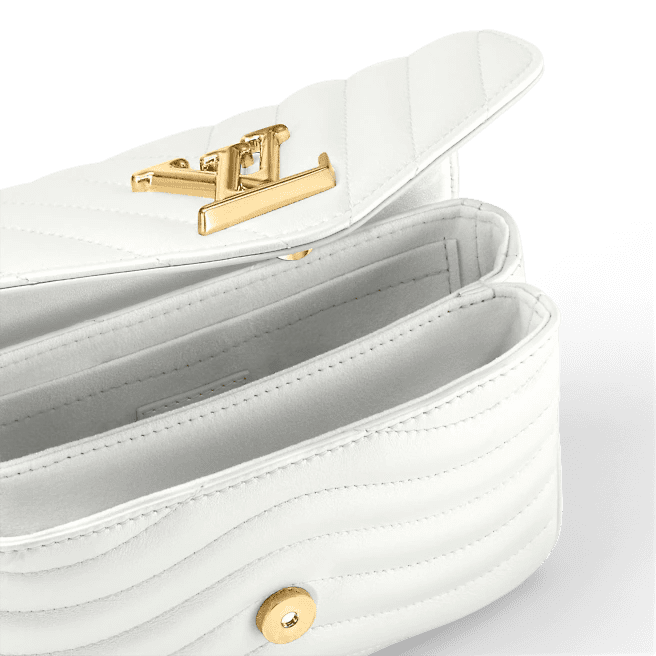 Louis Vuitton New Wave Chain Bag PM - Image 3