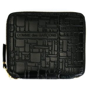 Comme Des Garçons Wallet logo embossed wallet