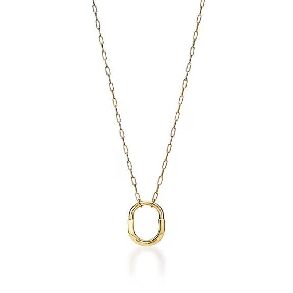 Tiffany Tiffany Lock Pendant in Yellow Gold, Medium - Image 4
