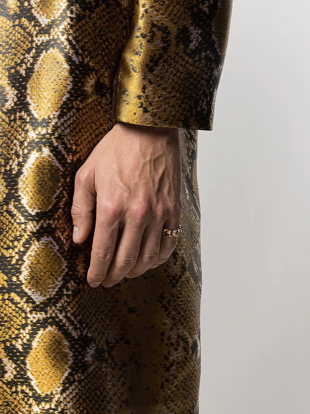 Versace Medusa chain ring - Image 2