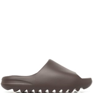 adidas Yeezy YEEZY "Soot 2021" slides