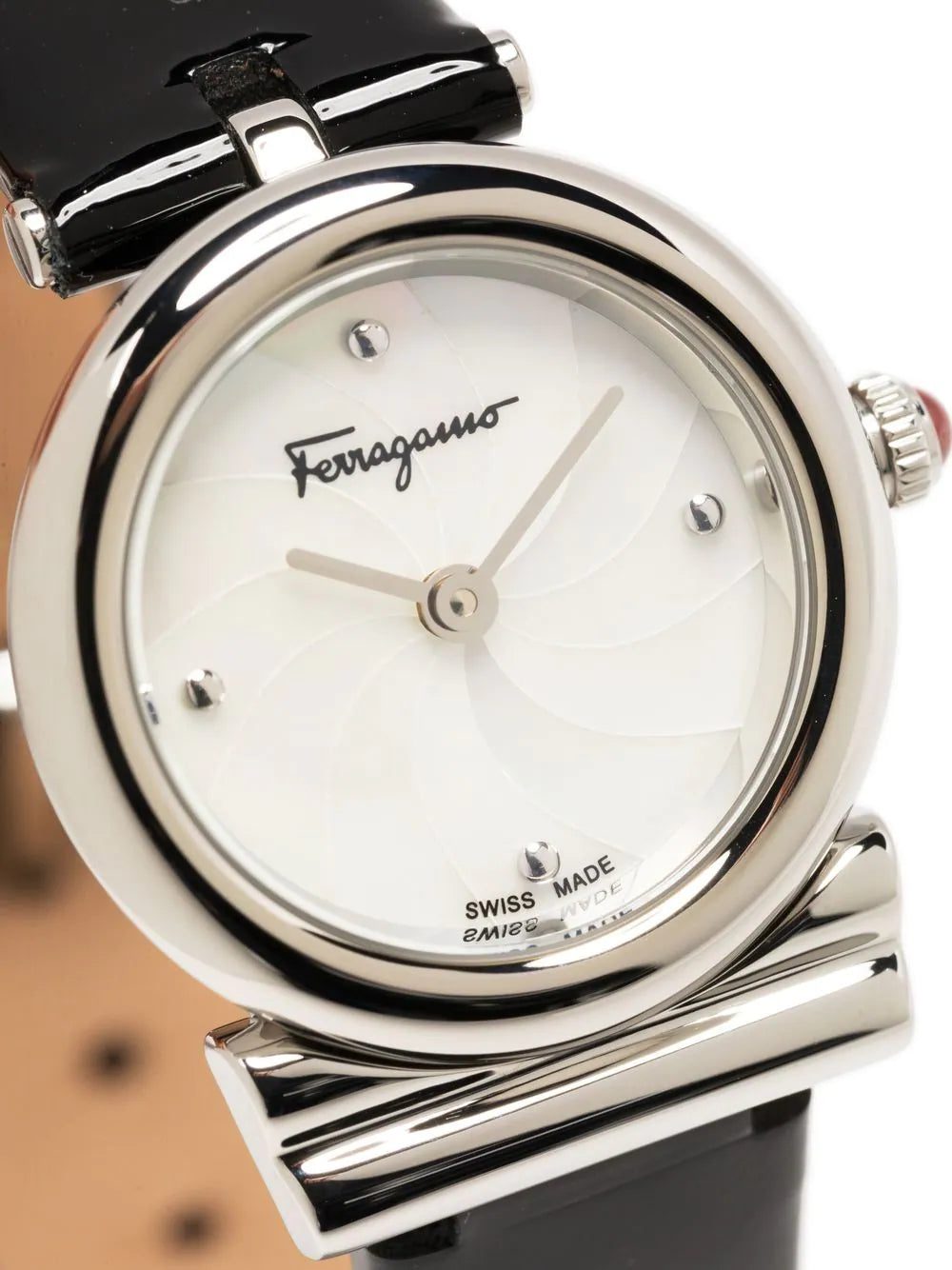 Salvatore Ferragamo Watches Gancini round leather-strap watch - Image 3