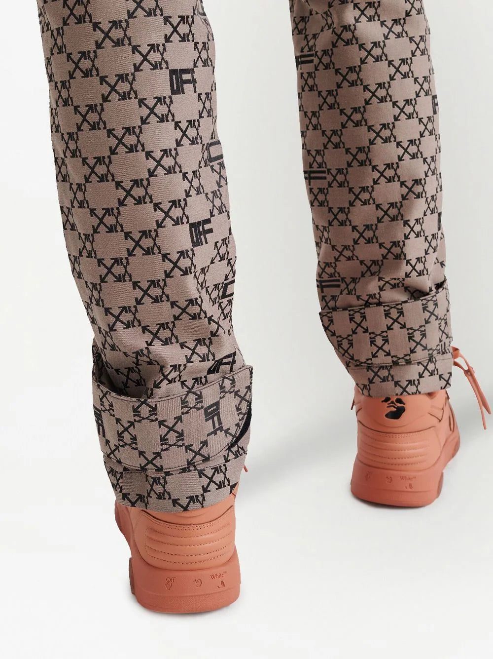 Off-White monogram tapered-leg trousers - Image 4