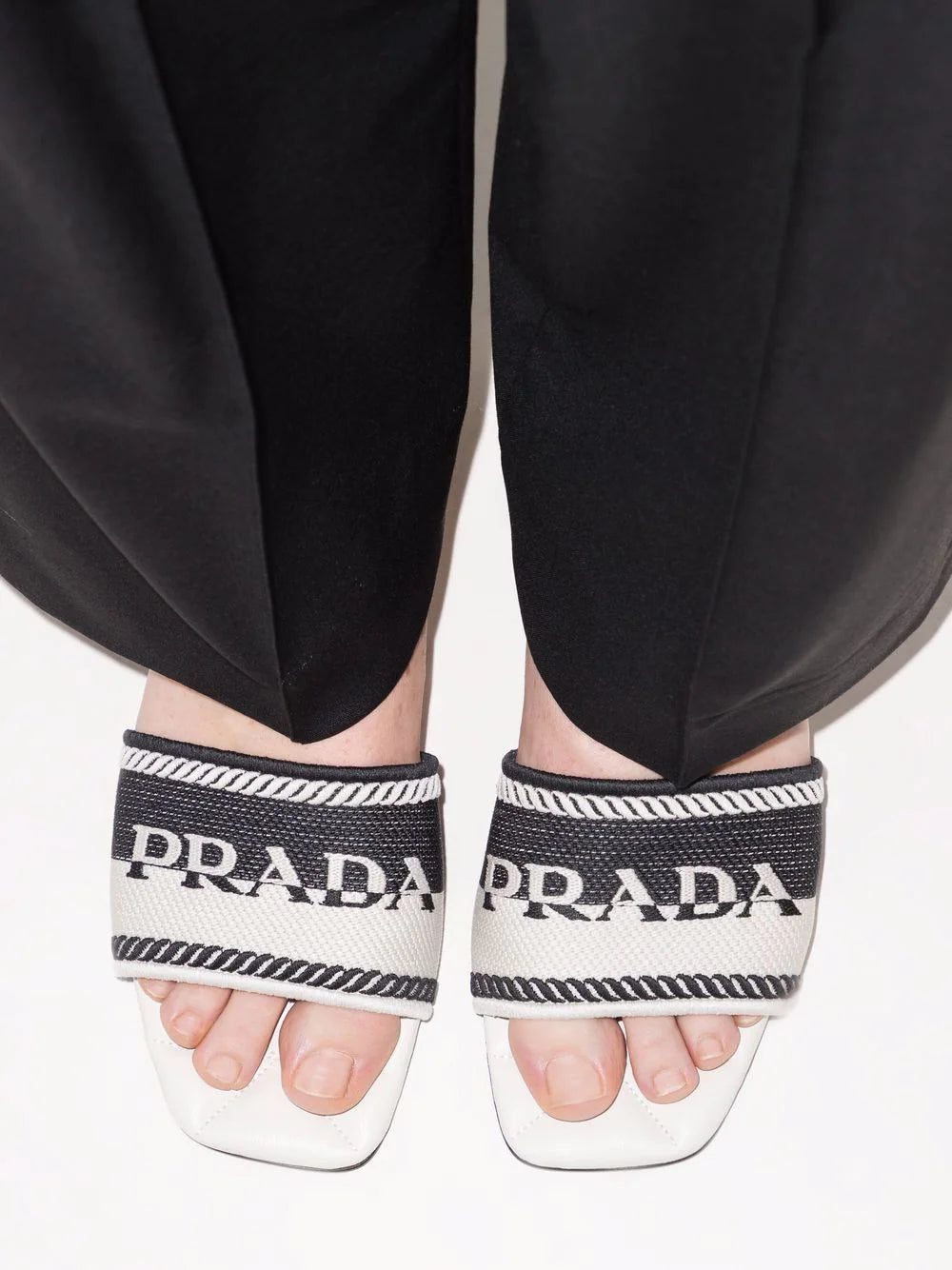 Prada logo jacquard-knit slides - Image 3