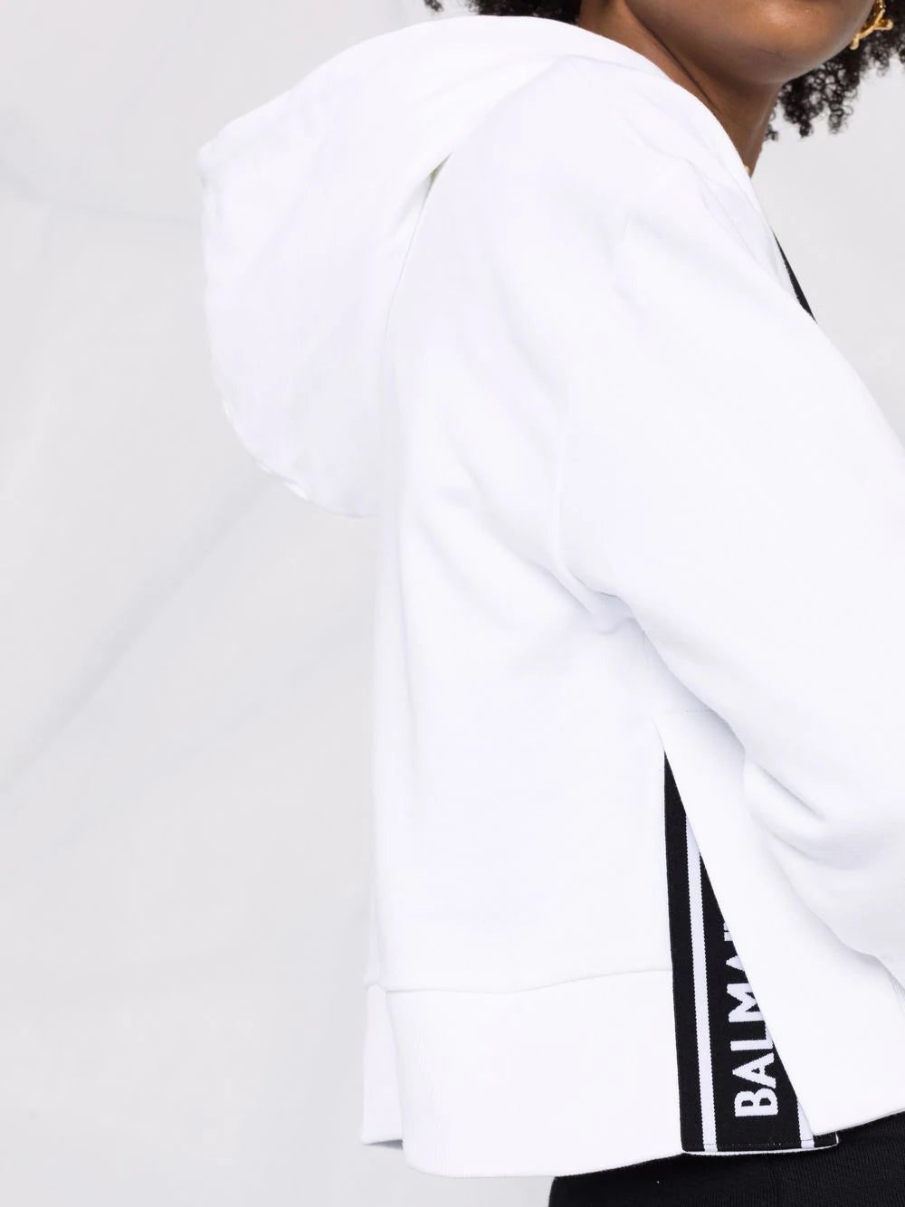 Balmain logo-print cropped hoodie - Image 3
