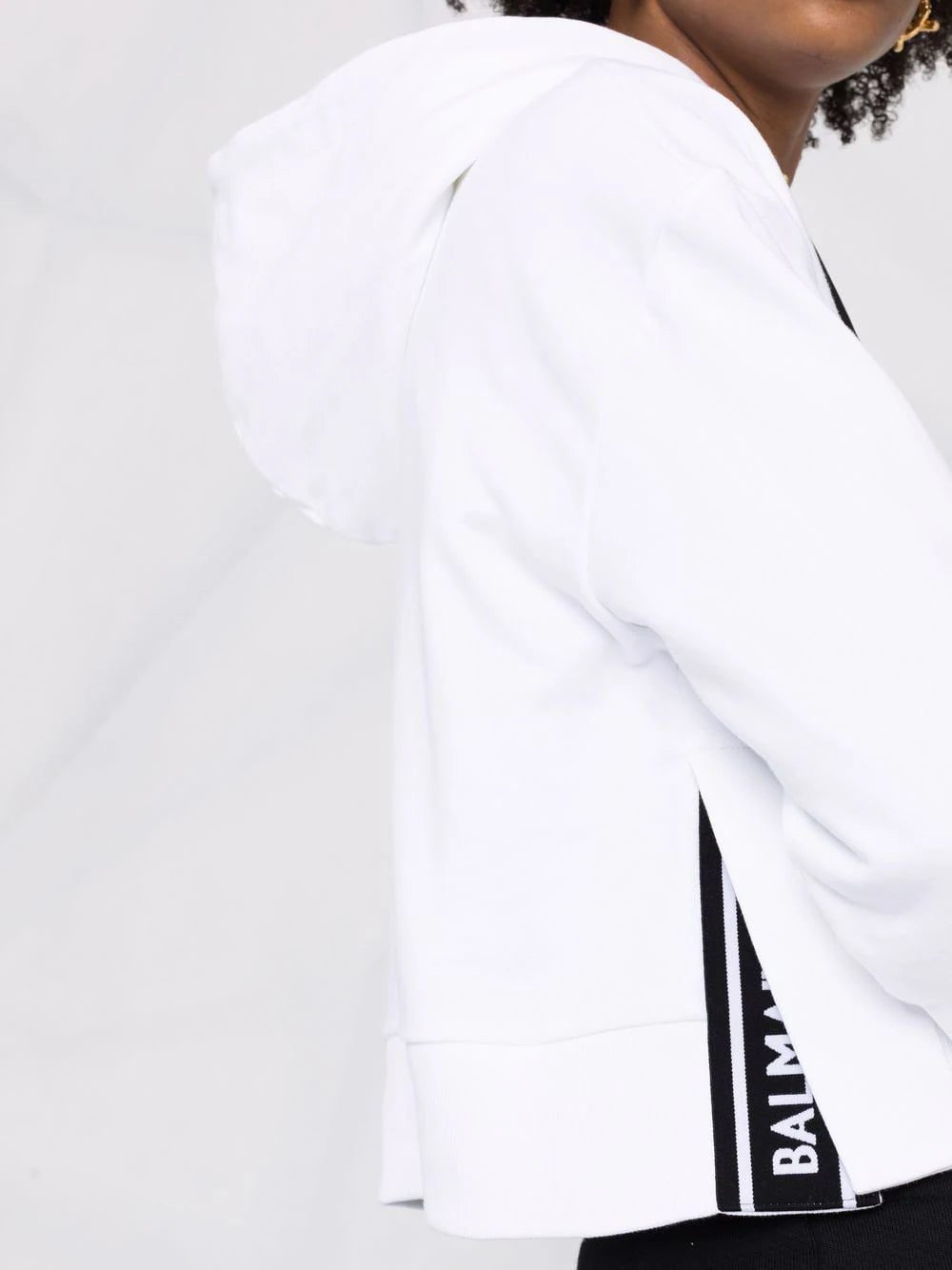 Balmain logo-print cropped hoodie - Image 3