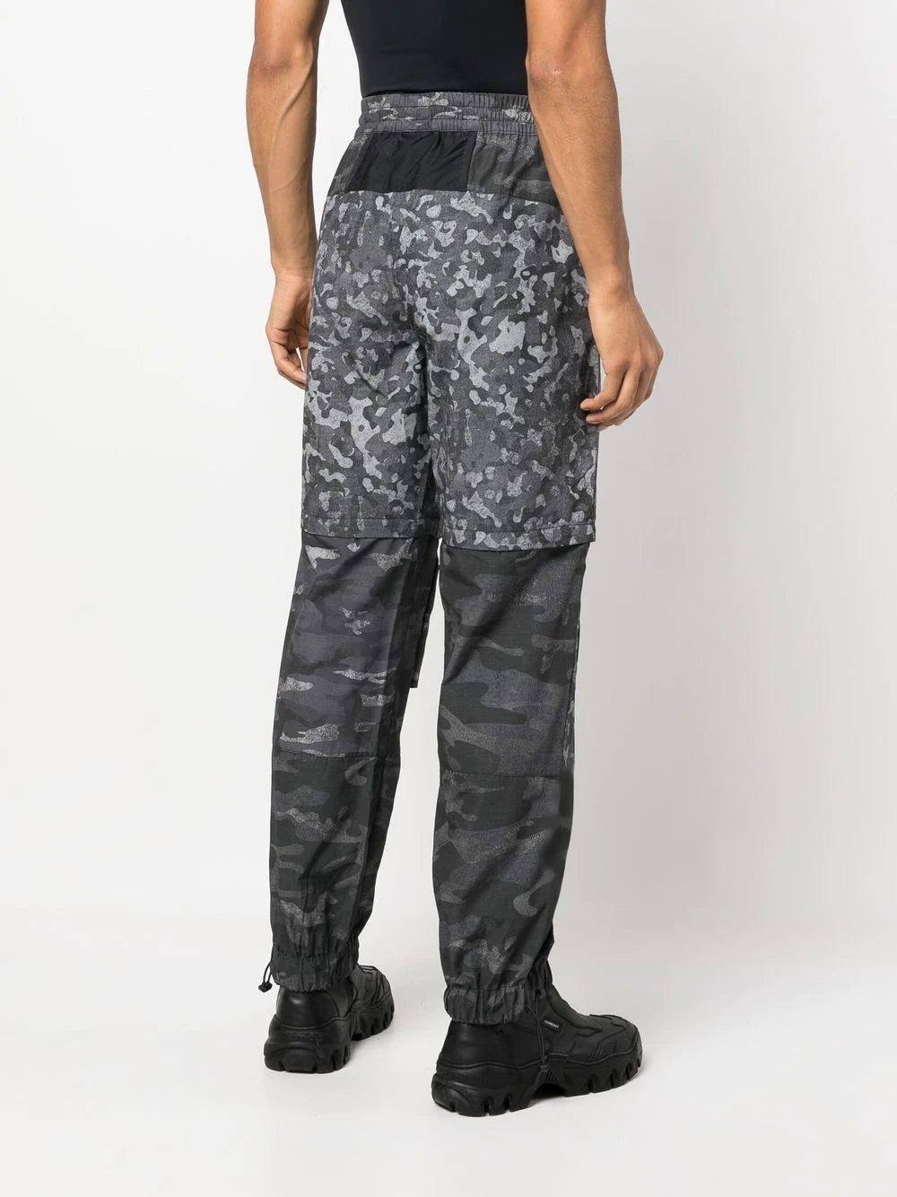 Diesel camouflage-print performance trousers - Image 4