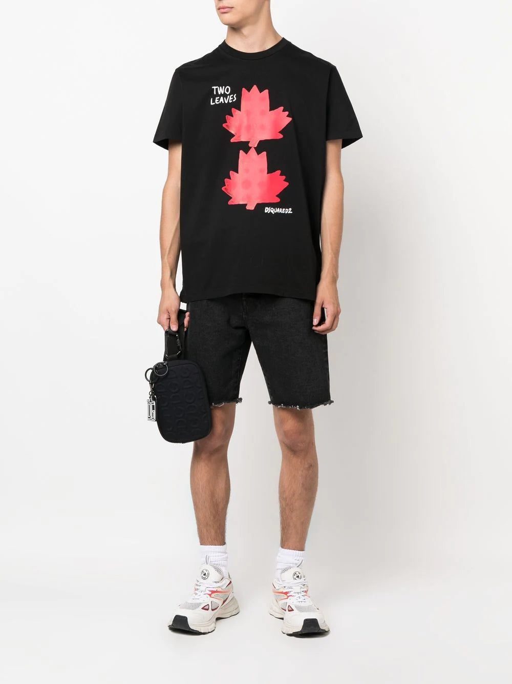 Dsquared2 graphic logo-print T-shirt - Image 2