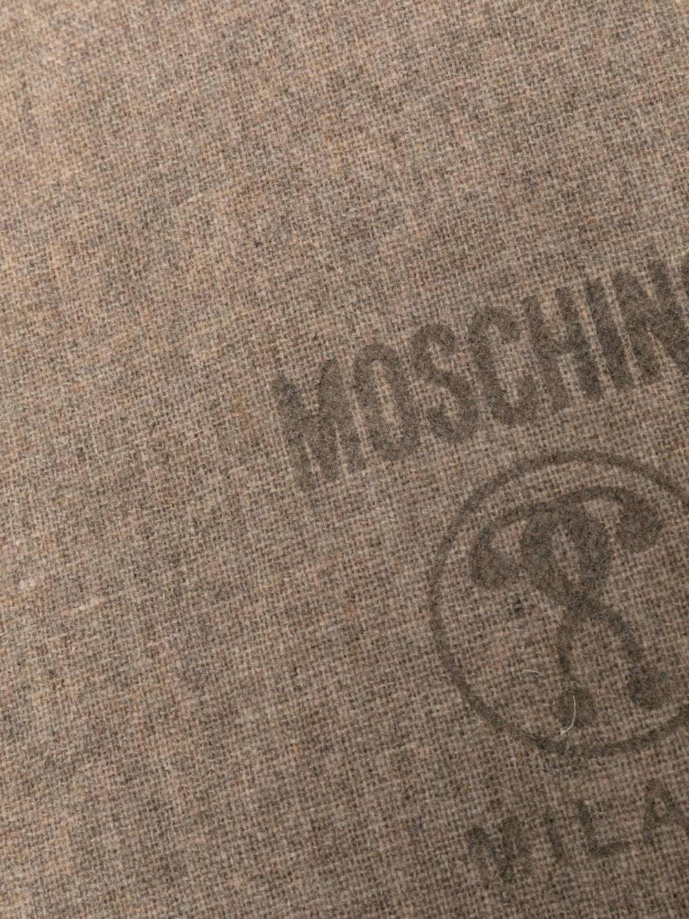 Moschino logo-print fringed scarf - Image 2