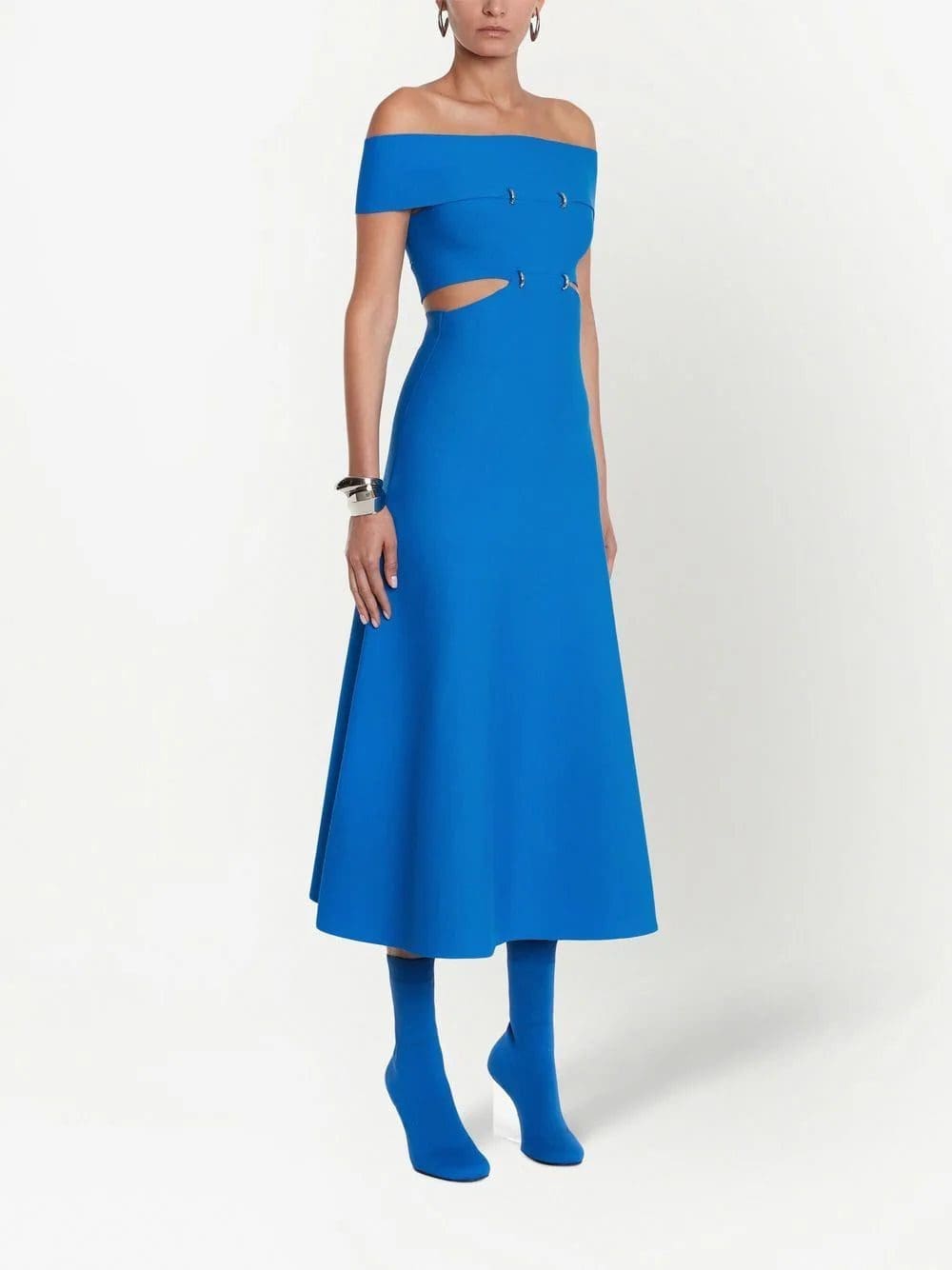 Alexander McQueen off-shoulder flared midi dress - Image 3
