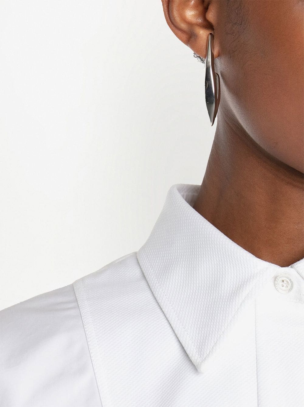 Alexander McQueen skull fastening polished-finish earrings - Image 2