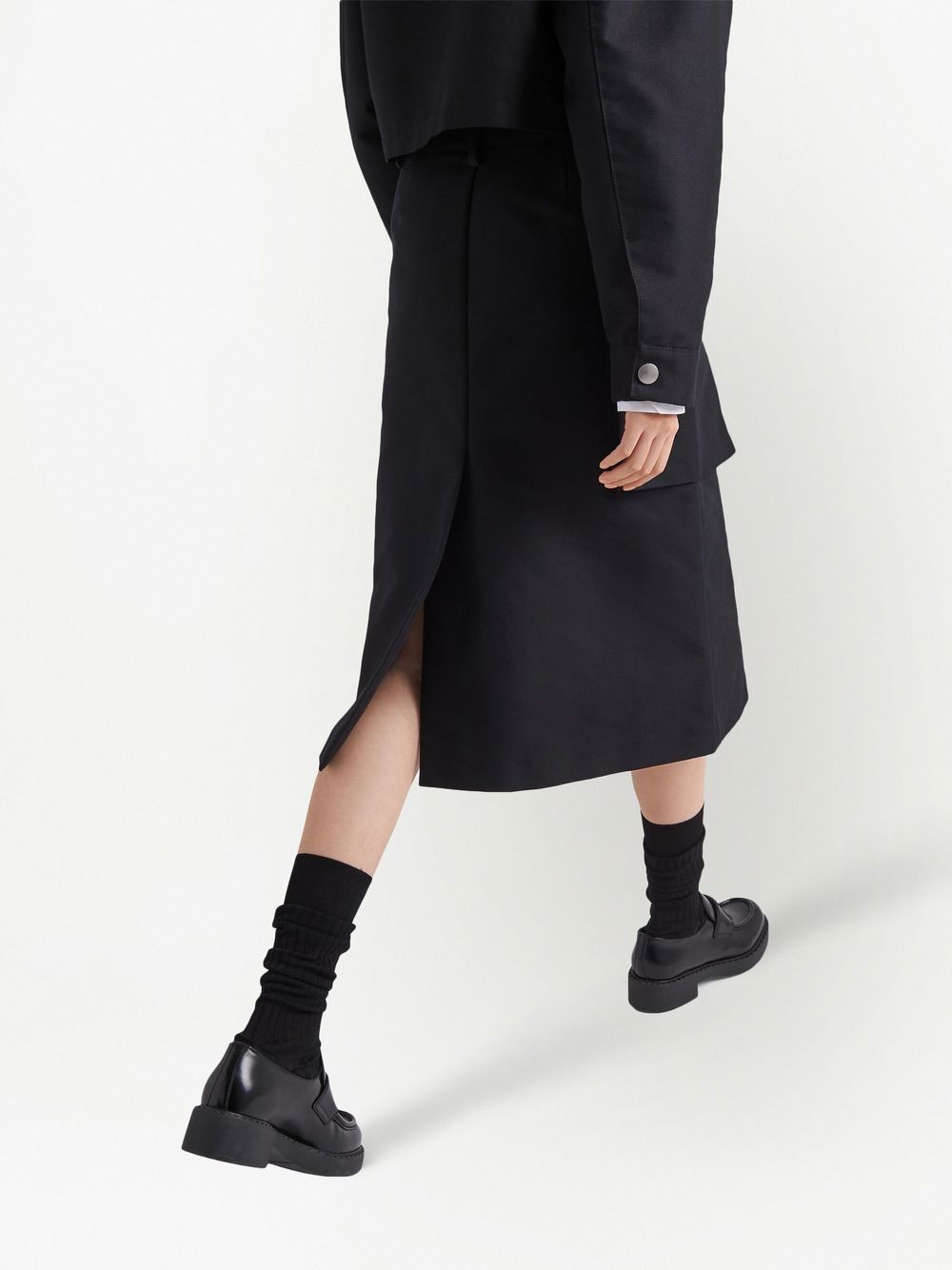 Prada triangle-logo midi cargo skirt - Image 4