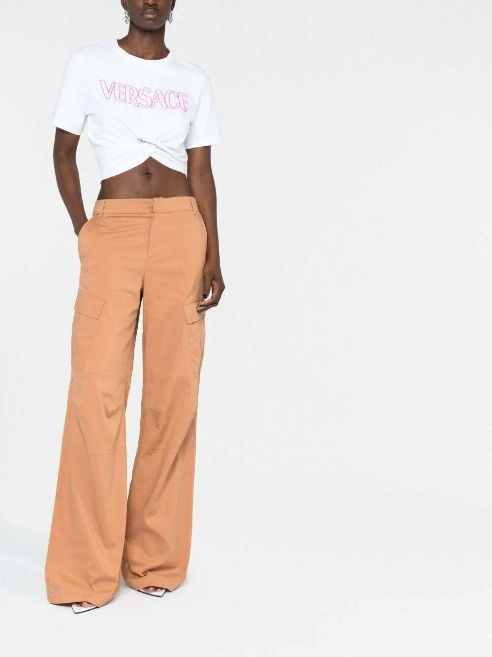 Versace safety-pin logo-print T-Shirt - Image 2