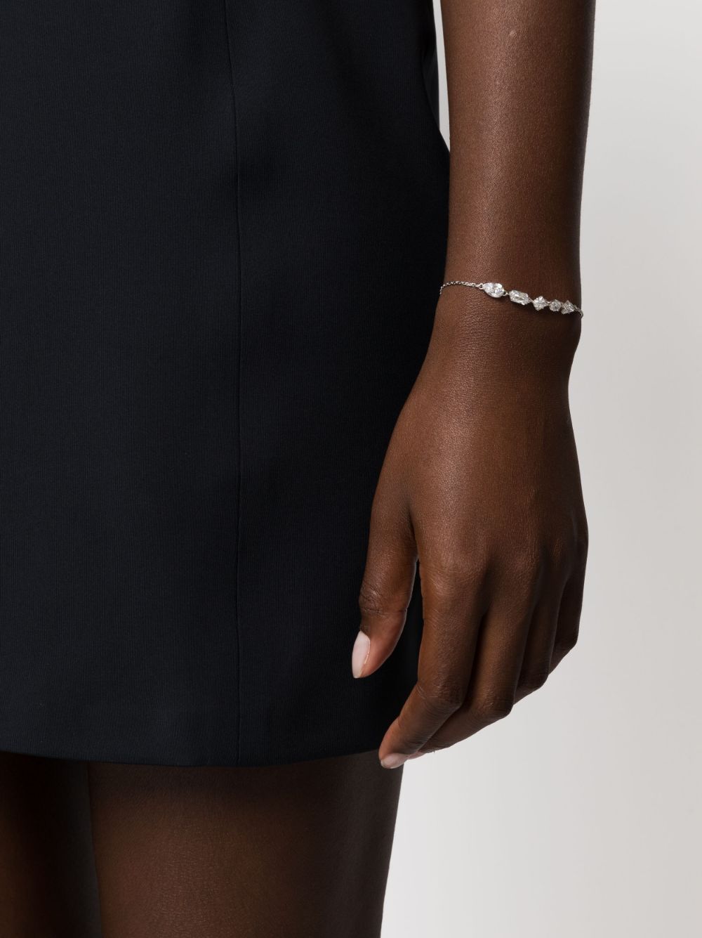 Swarovski Mesmera crystal-embellished three-piece set - Image 4