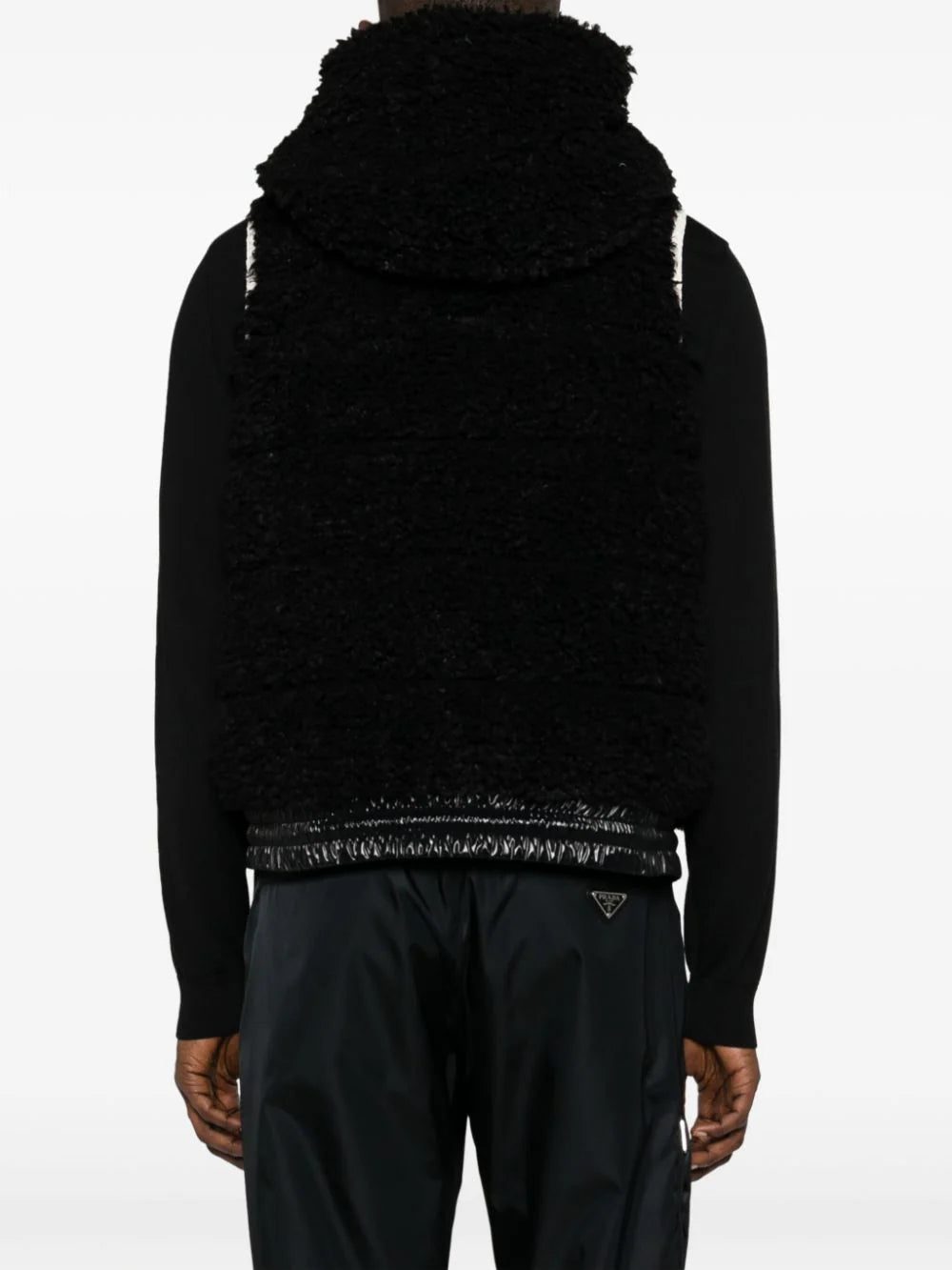 Moncler Grenoble logo-patch hooded shearling gilet - Image 4