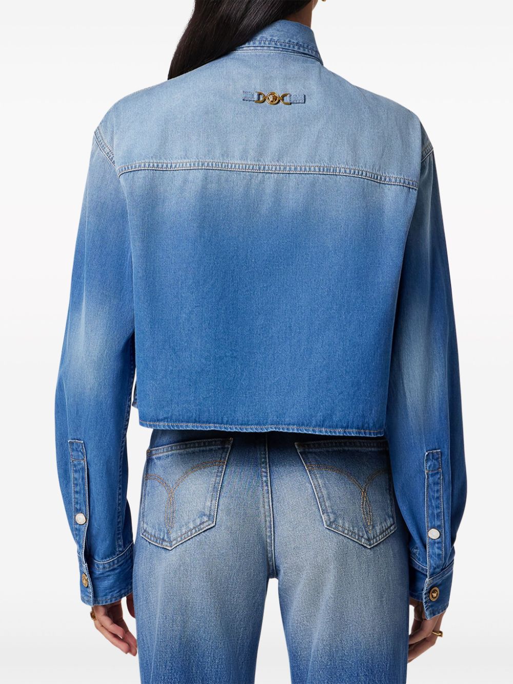 Versace logo-embroidered cropped denim shirt - Image 4