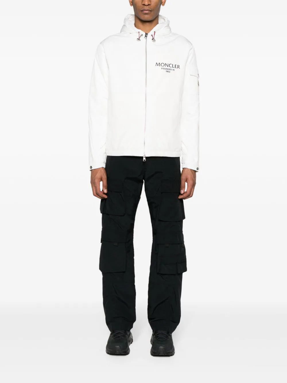 Moncler logo-lettering hooded puffer jacket - Image 2