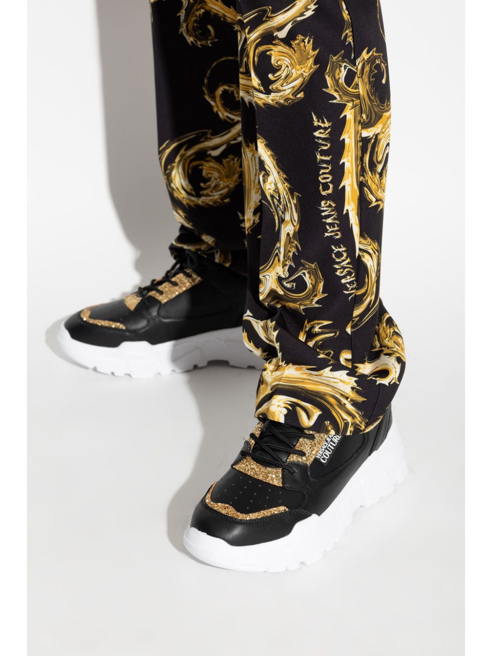 Versace Jeans Couture logo-patch glitter-detailing sneakers - Image 2