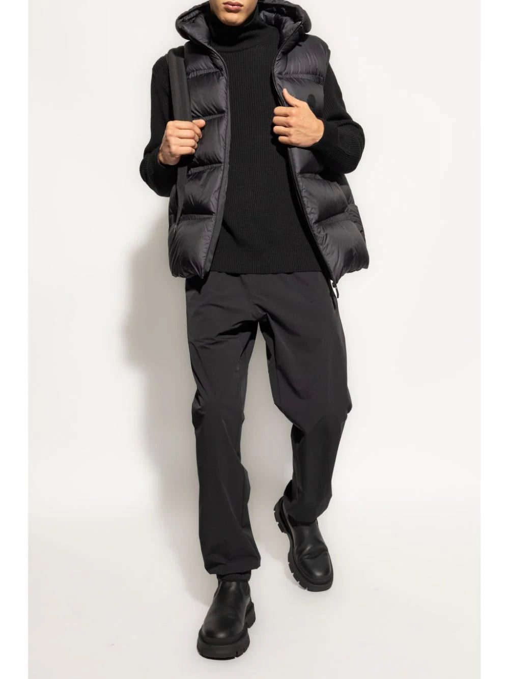 Moncler hooded gilet - Image 2