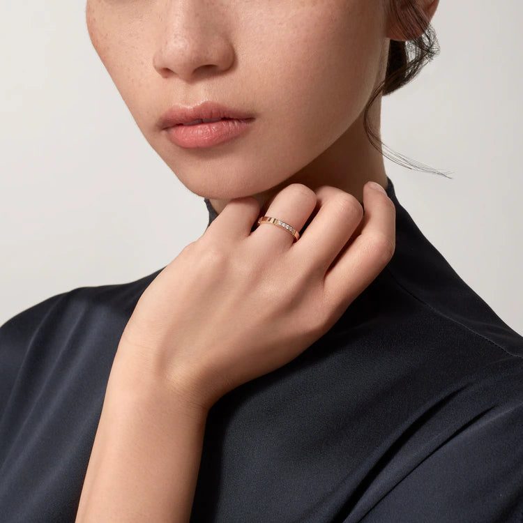 Cartier Maillon Panthère wedding band, 2.5 mm width, 4 diamonds - Image 4