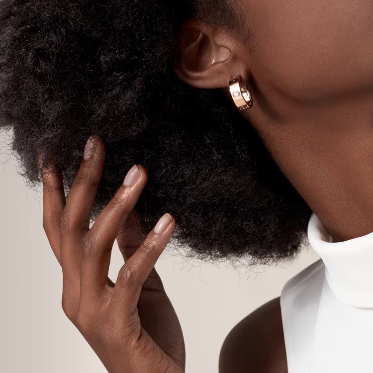 Cartier LOVE hoop earrings, classic model, 2 diamonds - Image 2