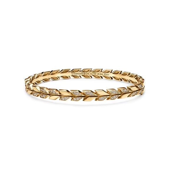 Tiffany Victoria® Vine Hinged Bangle in Yellow Gold with Diamonds