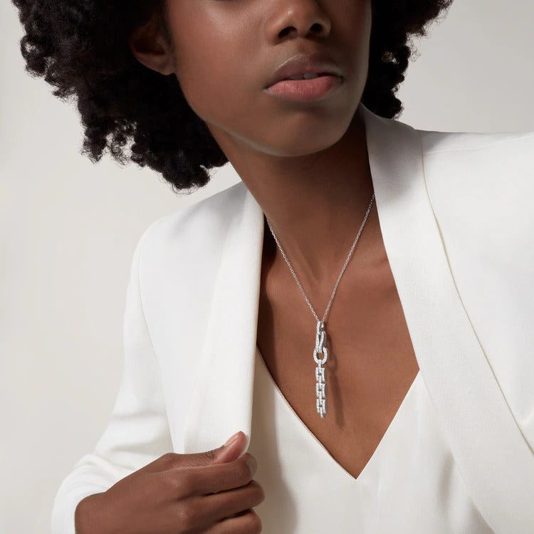 Cartier Agrafe pendant, paved - Image 2