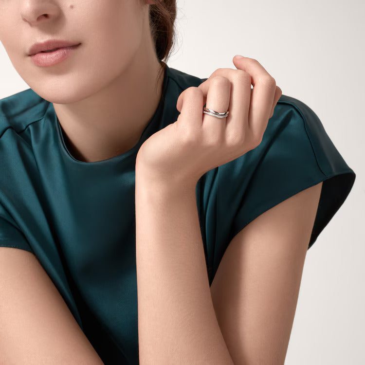 Cartier Ballerine wedding band - Image 3