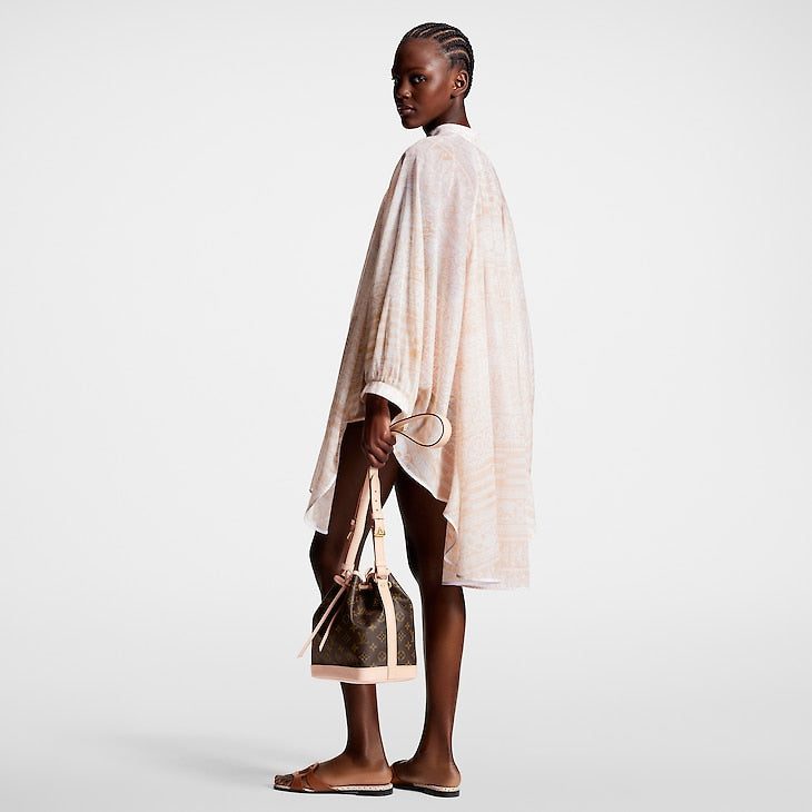 Louis Vuitton Monogram Tile Batwing Shirt Dress - Image 4