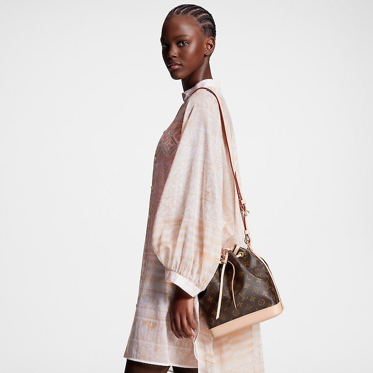 Louis Vuitton Monogram Tile Batwing Shirt Dress - Image 3