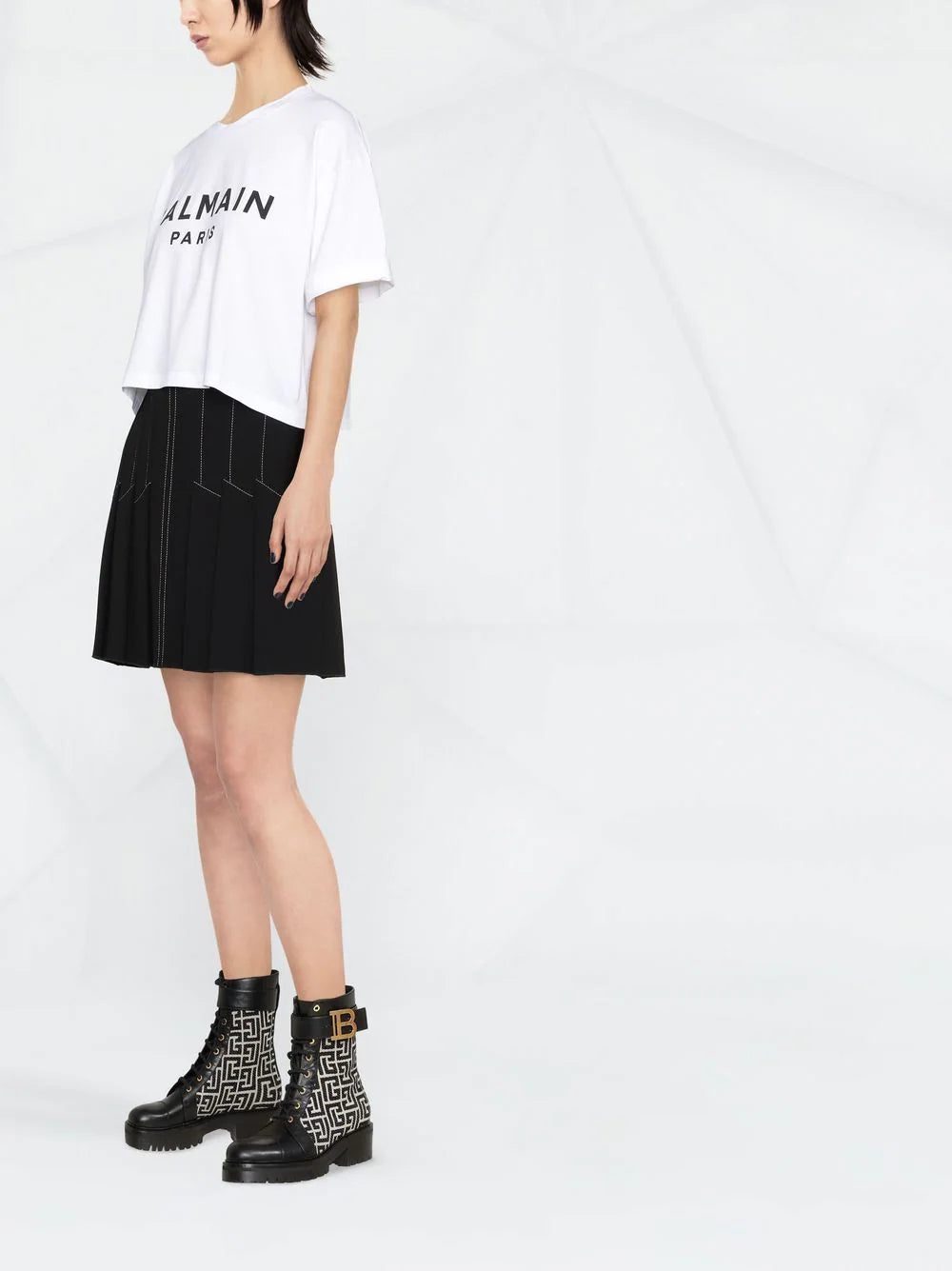 Balmain cropped logo-print T-shirt - Image 4