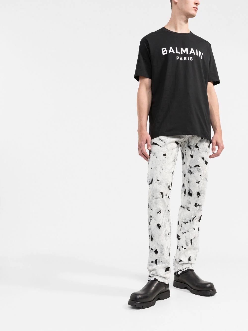 Balmain logo-print crew neck T-shirt - Image 2