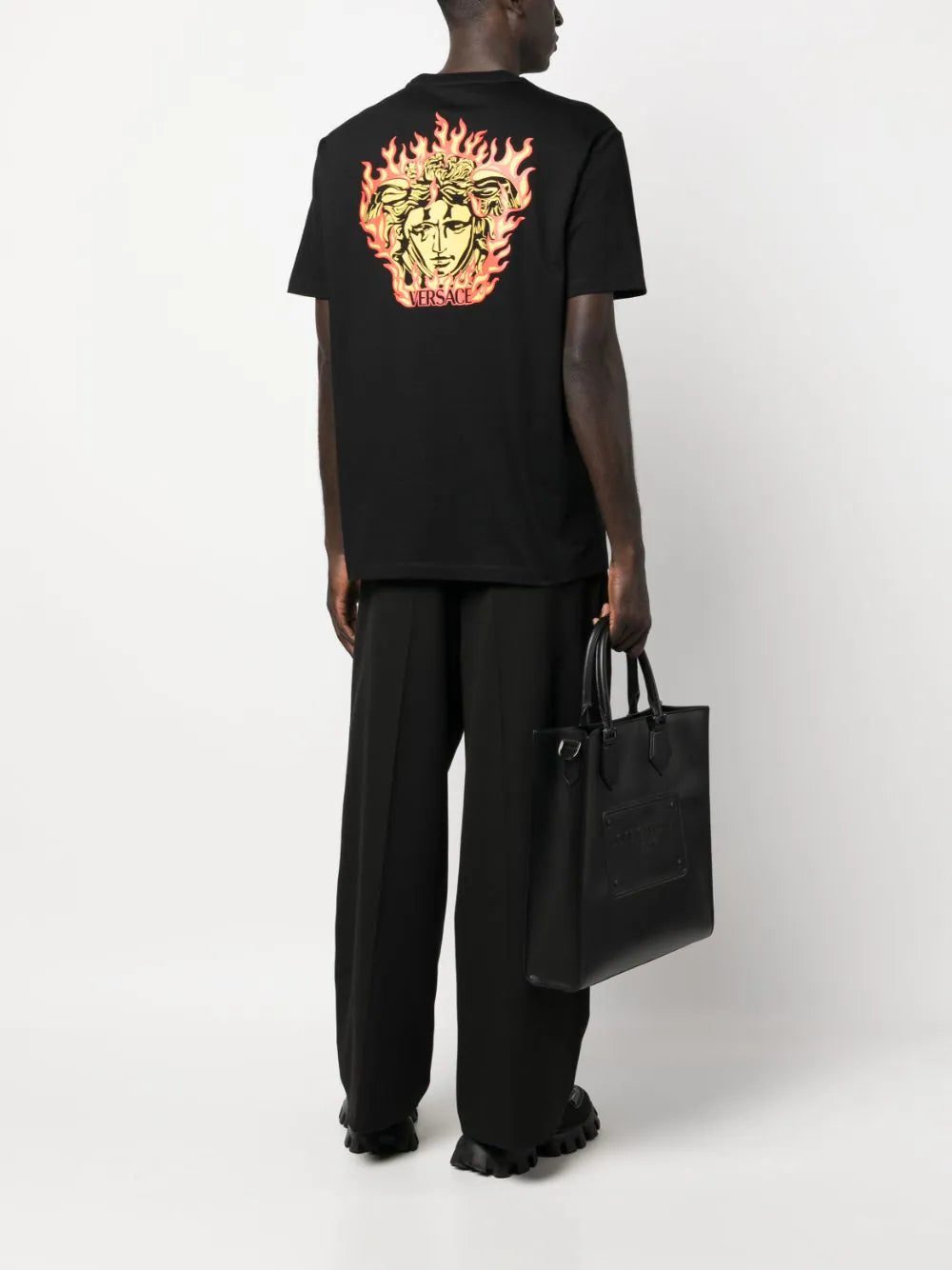 Versace logo-print short-sleeve T-shirt - Image 2