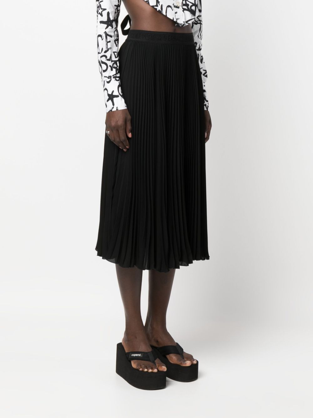 Versace Jeans Couture fully-pleated logo-waistband midi skirt - Image 3