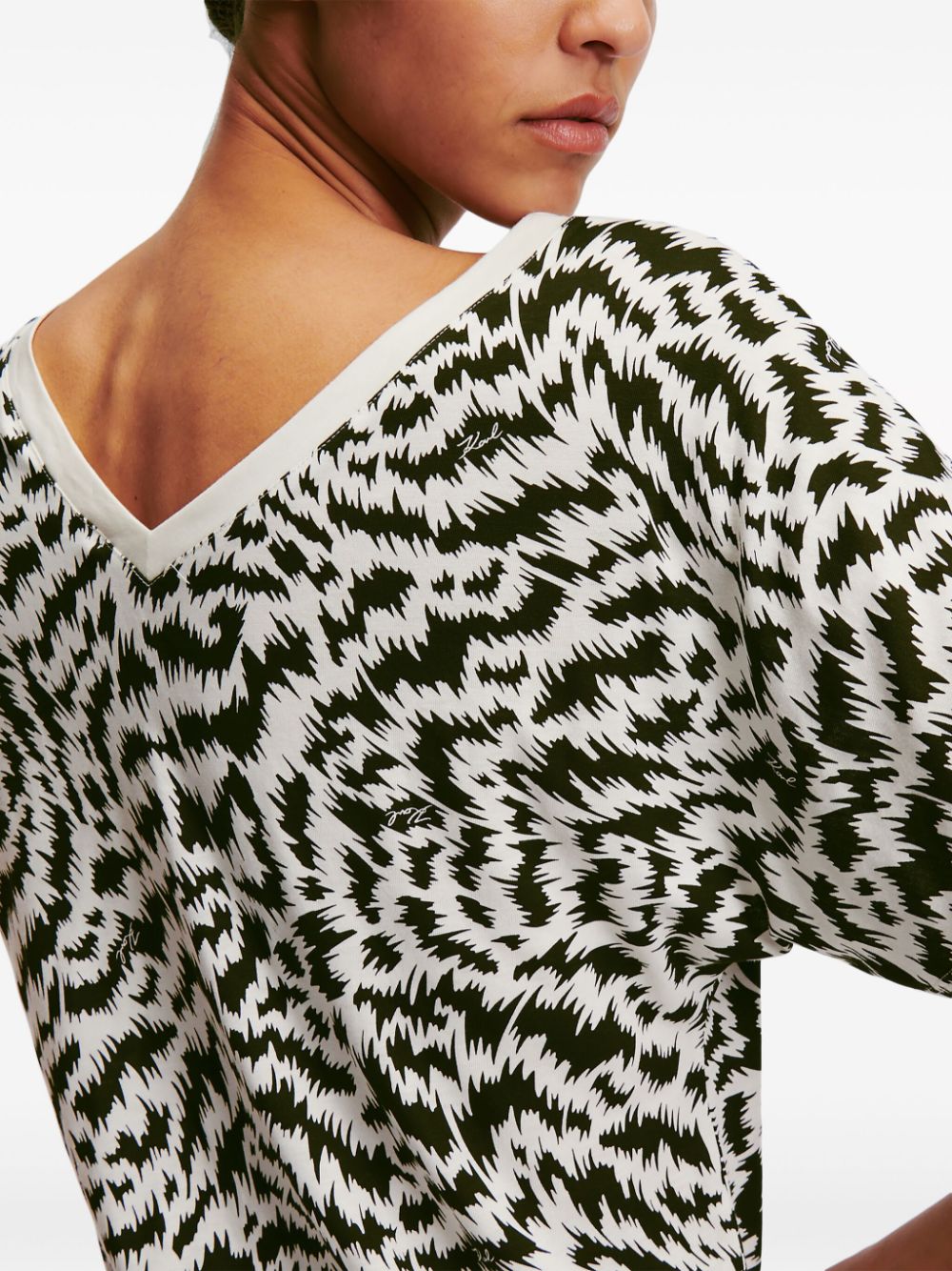 Karl Lagerfeld zebra-print V-neck T-shirt - Image 5