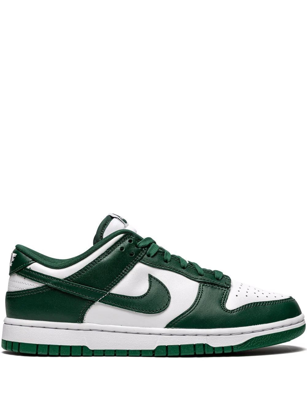 Nike Dunk Low sneakers