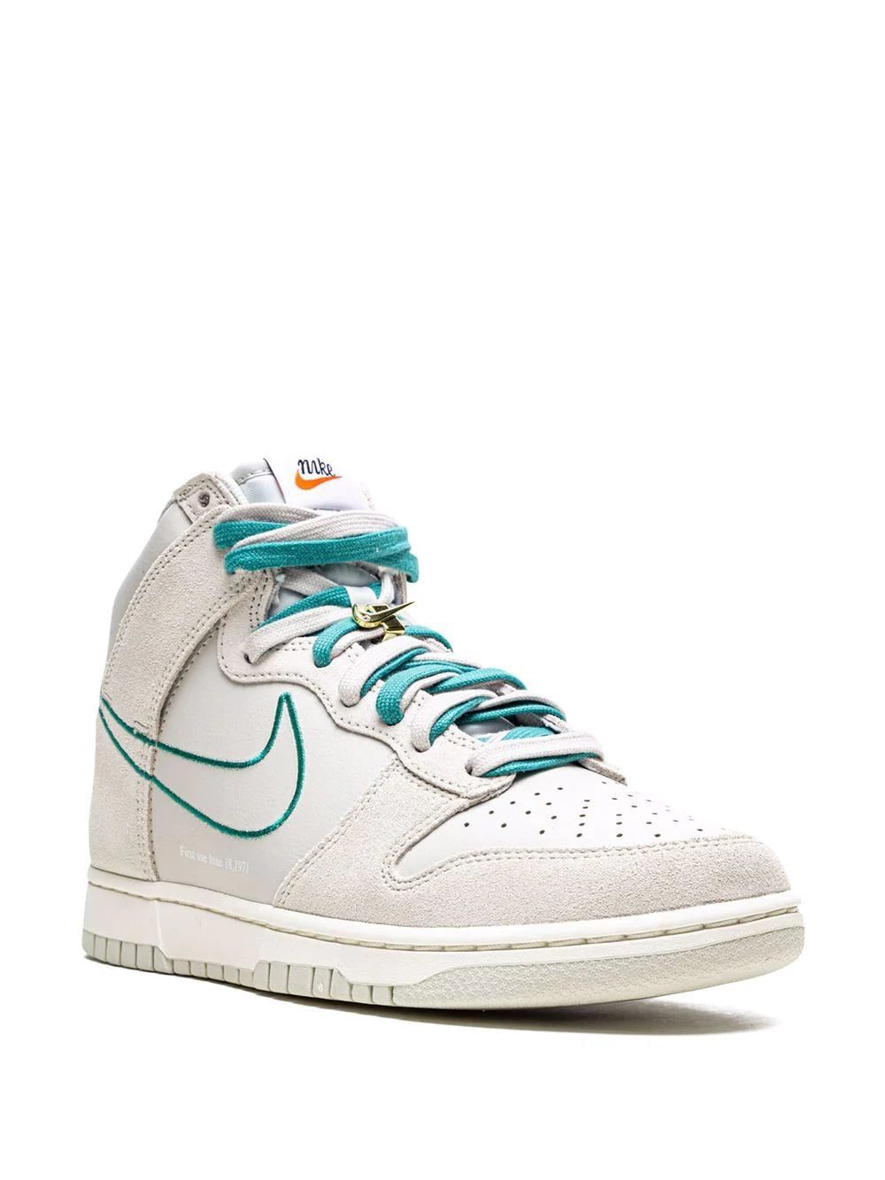 Nike Dunk High SE "First Use - Green Noise" sneakers - Image 2