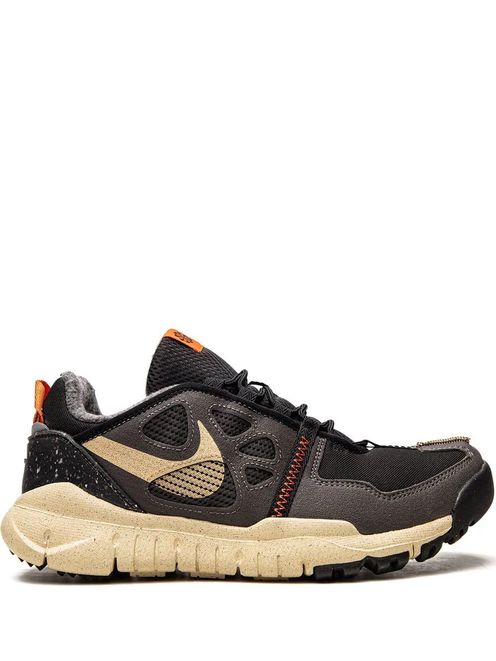 Nike Free Terra Vista low-top sneakers