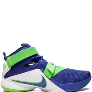 Nike  Soldier 9 sneakers